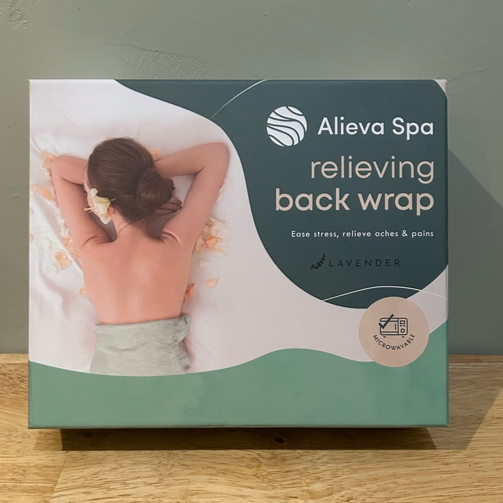 Soothing Pain relieving back wrap made by Alieva Spa. Brand New With Tags